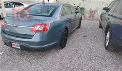 Ford Taurus